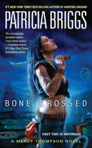Patricia Briggs - Bone Crossed - book cover